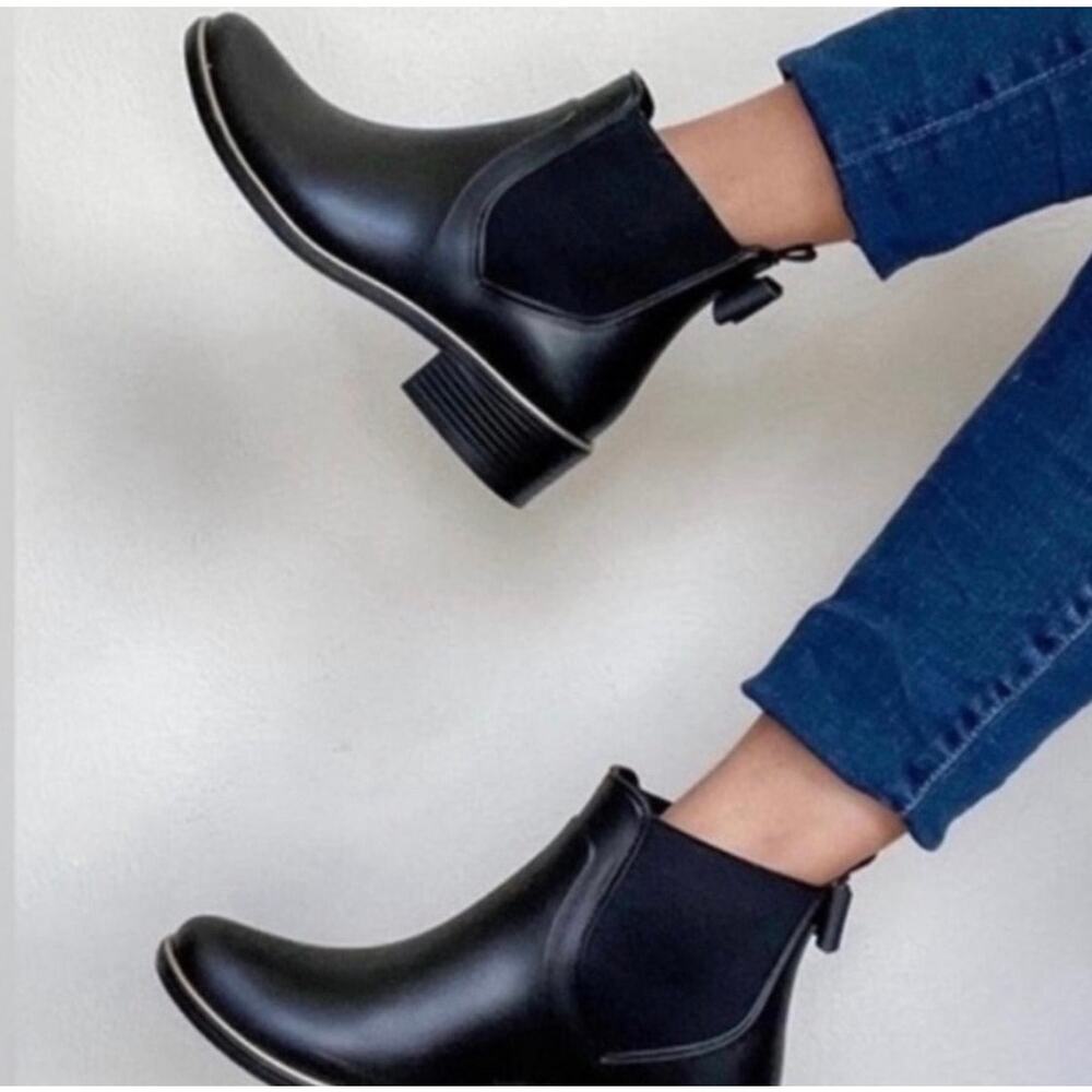 KATE SPADE NEW YORK | Black Matte Chelsea Ankle Rain Boots  Bow Detail | Size 10